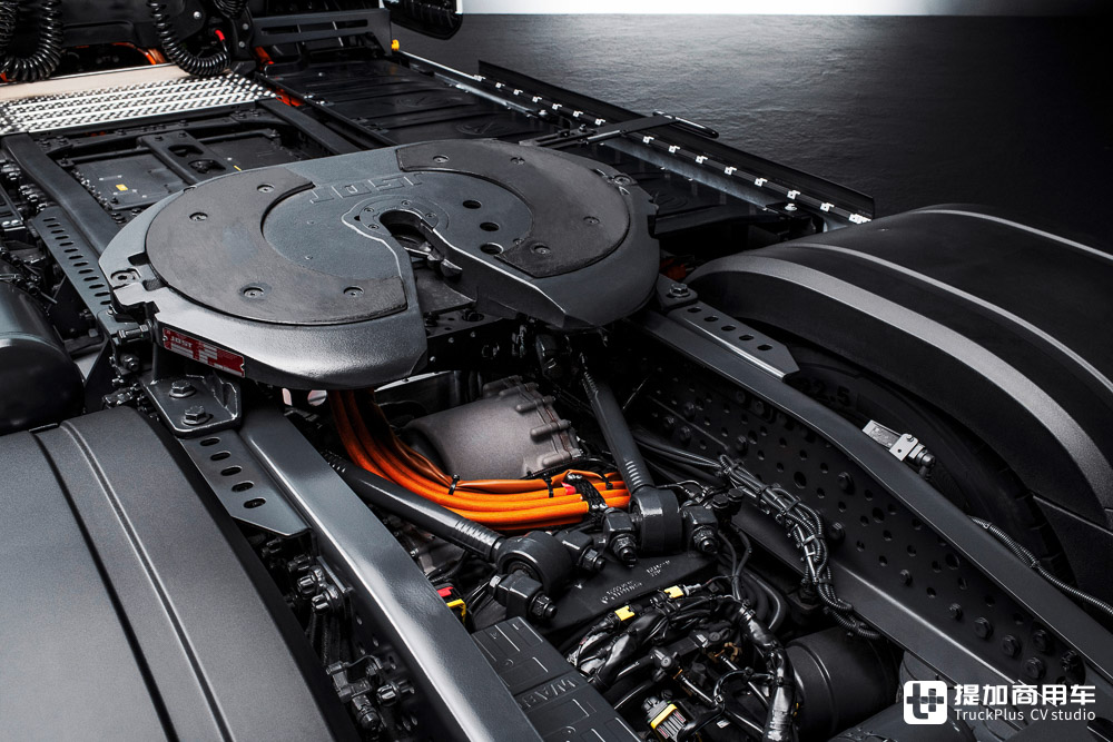 面向未来的划时代卡车:第六代奔驰Actros正式发布!首发亮相的电动版车型完全解读 - 第13张 - 提加商用车网 面向未来的划时代卡车:第六代奔驰Actros正式发布!首发亮相的电动版车型完全解读 - 第13张