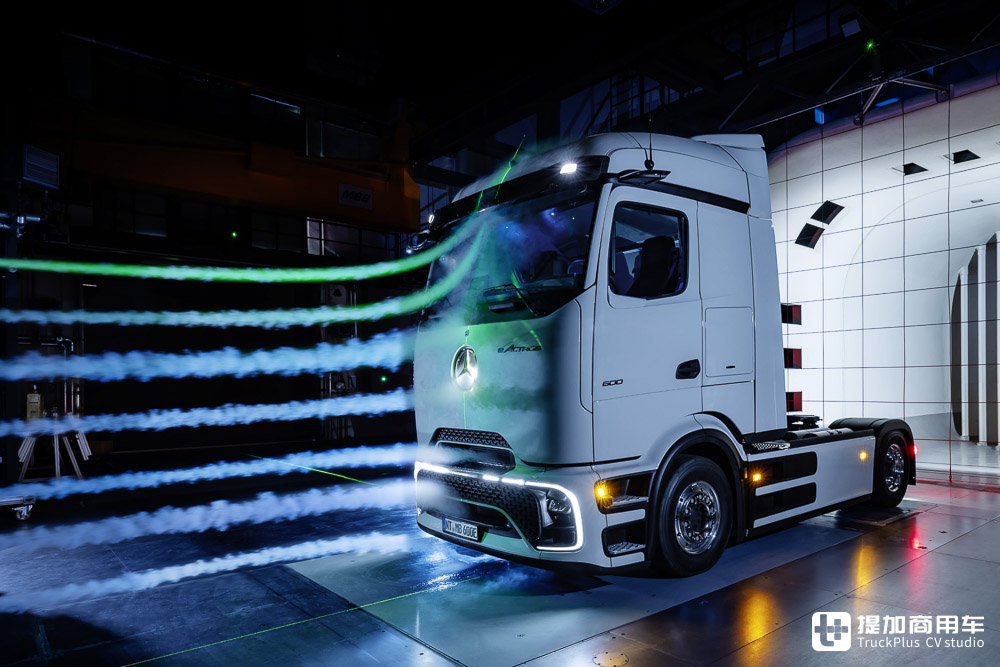 面向未来的划时代卡车:第六代奔驰Actros正式发布!首发亮相的电动版车型完全解读 - 第6张 - 提加商用车网 面向未来的划时代卡车:第六代奔驰Actros正式发布!首发亮相的电动版车型完全解读 - 第6张