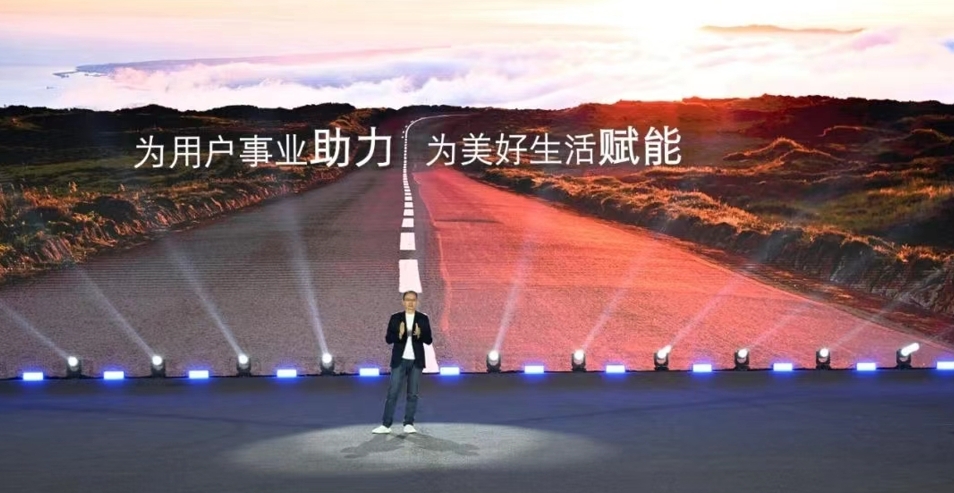 开启全场景智慧轻客新篇章,江铃福特全顺T8为美好生活而来 - 第2张 - 提加商用车网 开启全场景智慧轻客新篇章,江铃福特全顺T8为美好生活而来 - 第2张