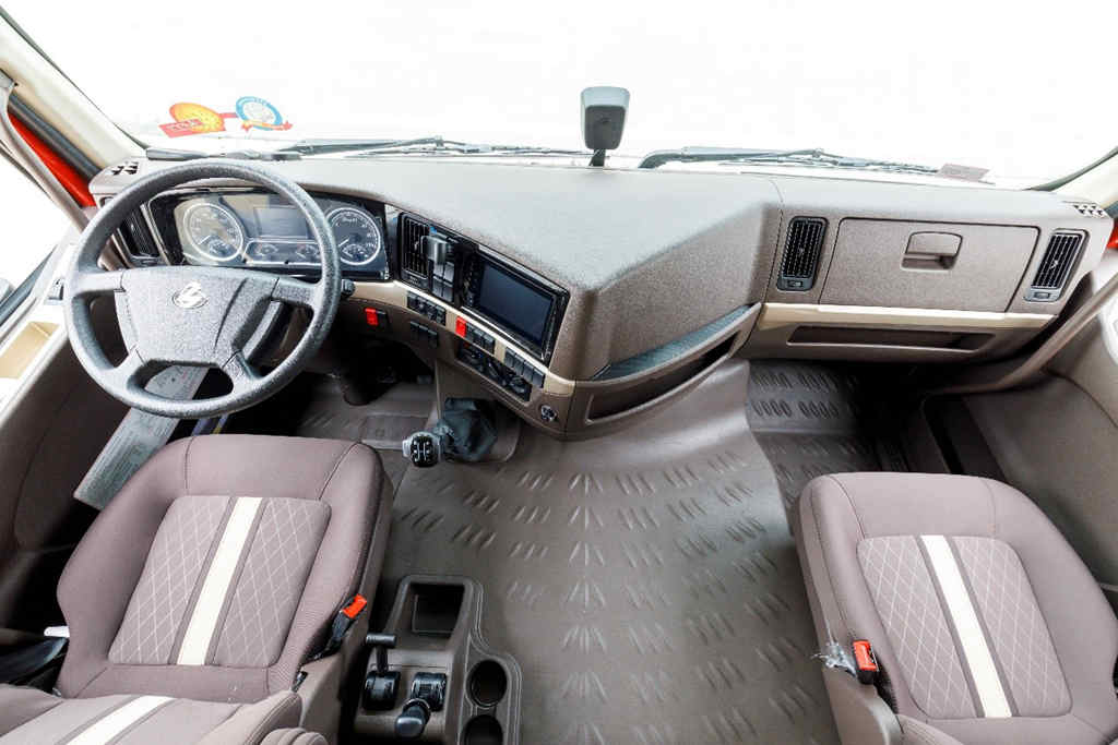 充电1小时,续航160公里,乘龙H5充换电牵引车有劲又降耗 - 第4张 - 提加商用车网 充电1小时,续航160公里,乘龙H5充换电牵引车有劲又降耗 - 第4张