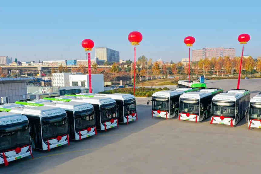 2023国内最大批量氢燃料公交订单!宇通100辆氢燃料交付绿城