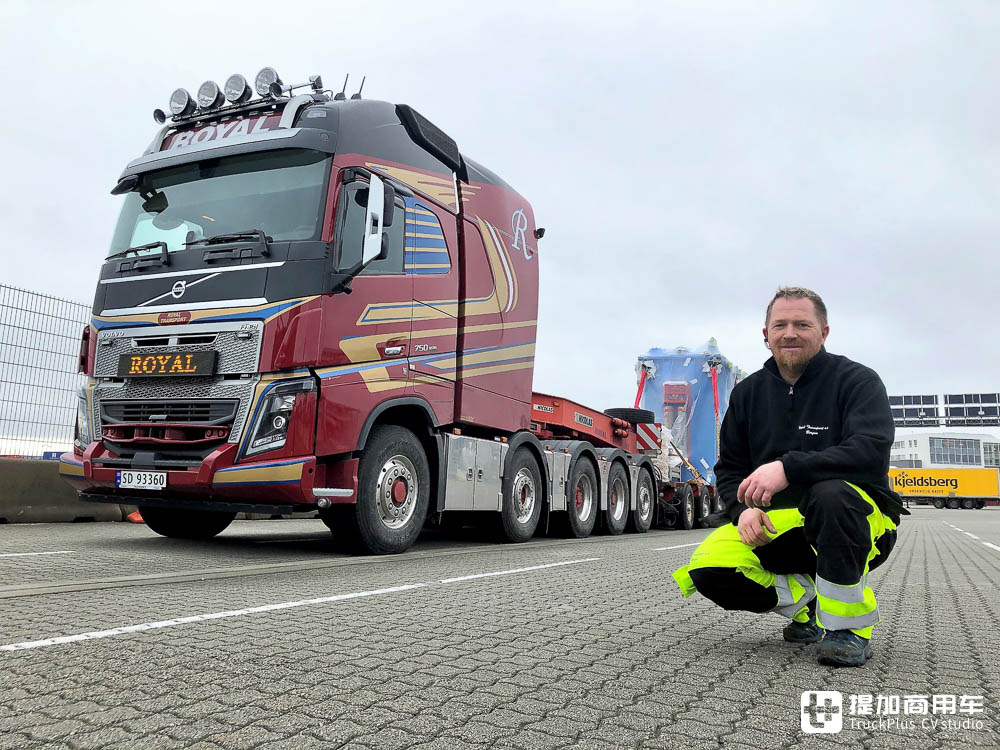 750匹发动机+静液压驱动前桥,可变身大件车,这台五轴沃尔沃FH16真有看点