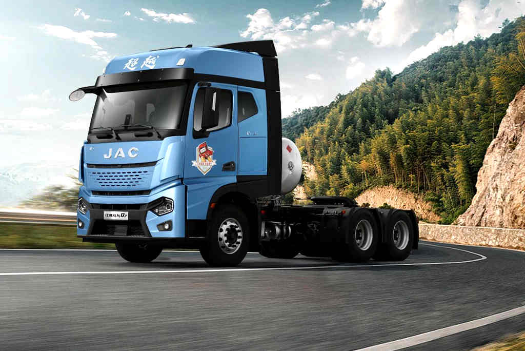 高效畅行,江淮超越LNG定制版牵引车焕新上市! - 第1张 - 提加商用车网 高效畅行,江淮超越LNG定制版牵引车焕新上市! - 第1张