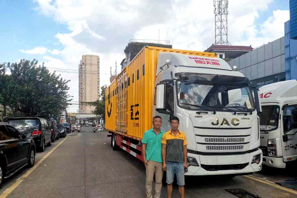 从城际到最后一公里 江淮1卡全程护航“双十一”运输高峰! - 第2张 - 提加商用车网 从城际到最后一公里 江淮1卡全程护航“双十一”运输高峰! - 第2张