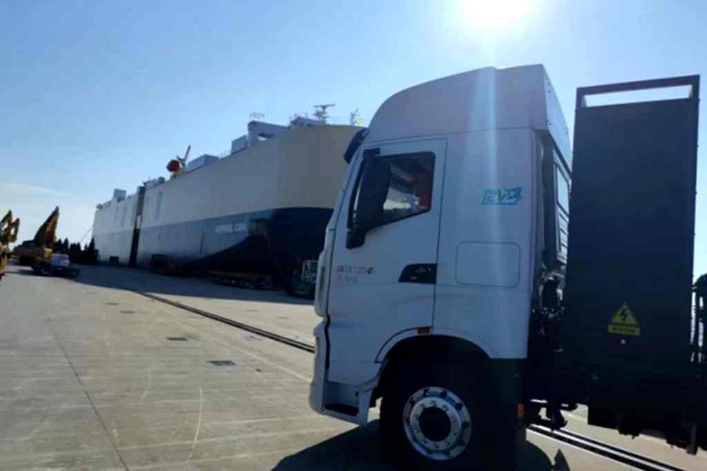 上汽红岩新能源重卡登陆中美洲 绿色智能助力当地高速运输 - 第1张 - 提加商用车网 上汽红岩新能源重卡登陆中美洲 绿色智能助力当地高速运输 - 第1张