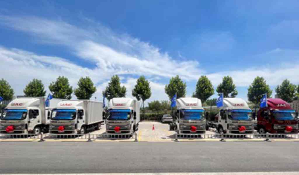 江淮1卡星链1号:燃油1号技术平台,持续巩固燃油市场头部优势 - 第1张 - 提加商用车网 江淮1卡星链1号:燃油1号技术平台,持续巩固燃油市场头部优势 - 第1张