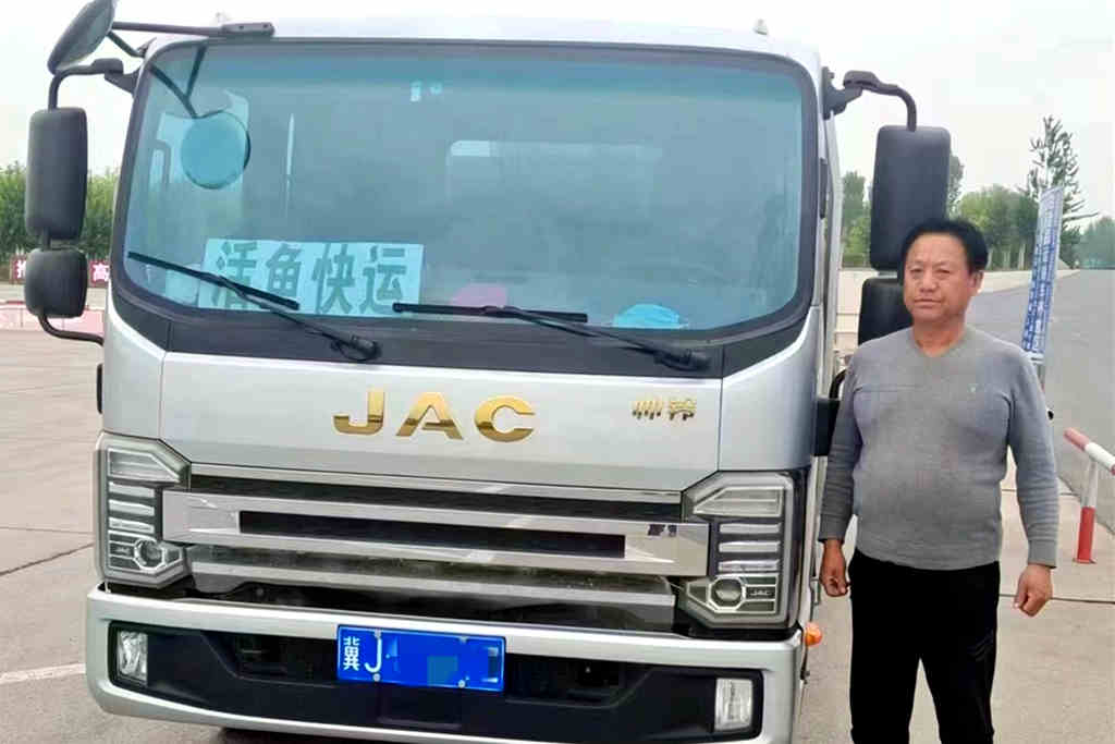 活鱼运输门道多,他选江淮1卡帅铃S7让运输如鱼得水