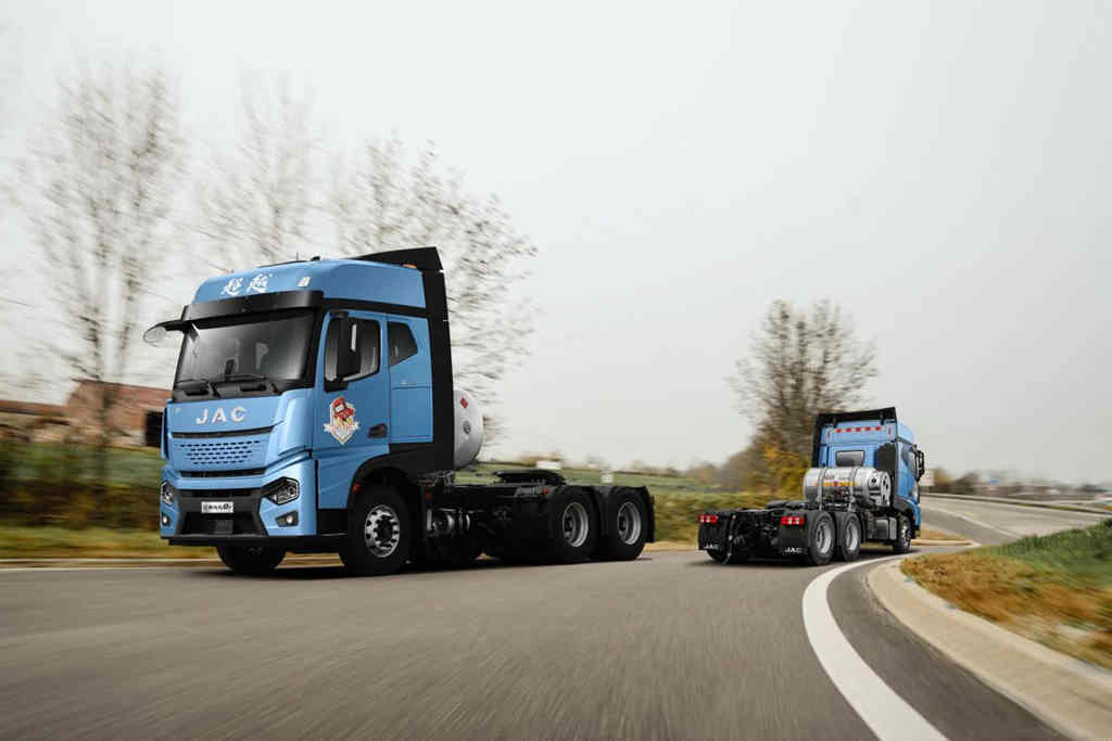 高效畅行,江淮超越LNG定制版牵引车焕新上市! - 第3张 - 提加商用车网 高效畅行,江淮超越LNG定制版牵引车焕新上市! - 第3张