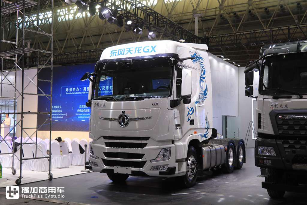 解放发布领先20年的车型?陕汽康明斯多款新品亮相,带你逛2023武汉商用车展 - 第1张 - 提加商用车网 解放发布领先20年的车型?陕汽康明斯多款新品亮相,带你逛2023武汉商用车展 - 第1张