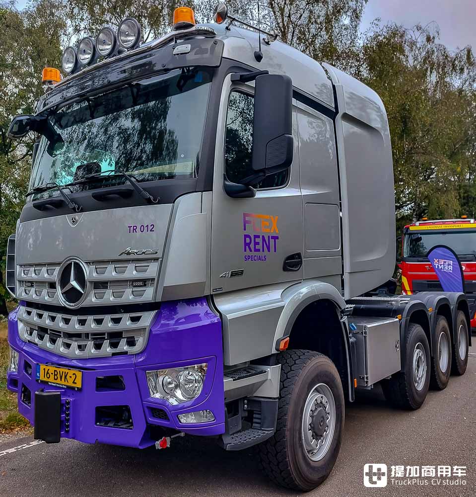 8x6驱动,战斗力达250吨,租赁公司也用奔驰Arocs大件车? - 第1张 - 提加商用车网 8x6驱动,战斗力达250吨,租赁公司也用奔驰Arocs大件车? - 第1张