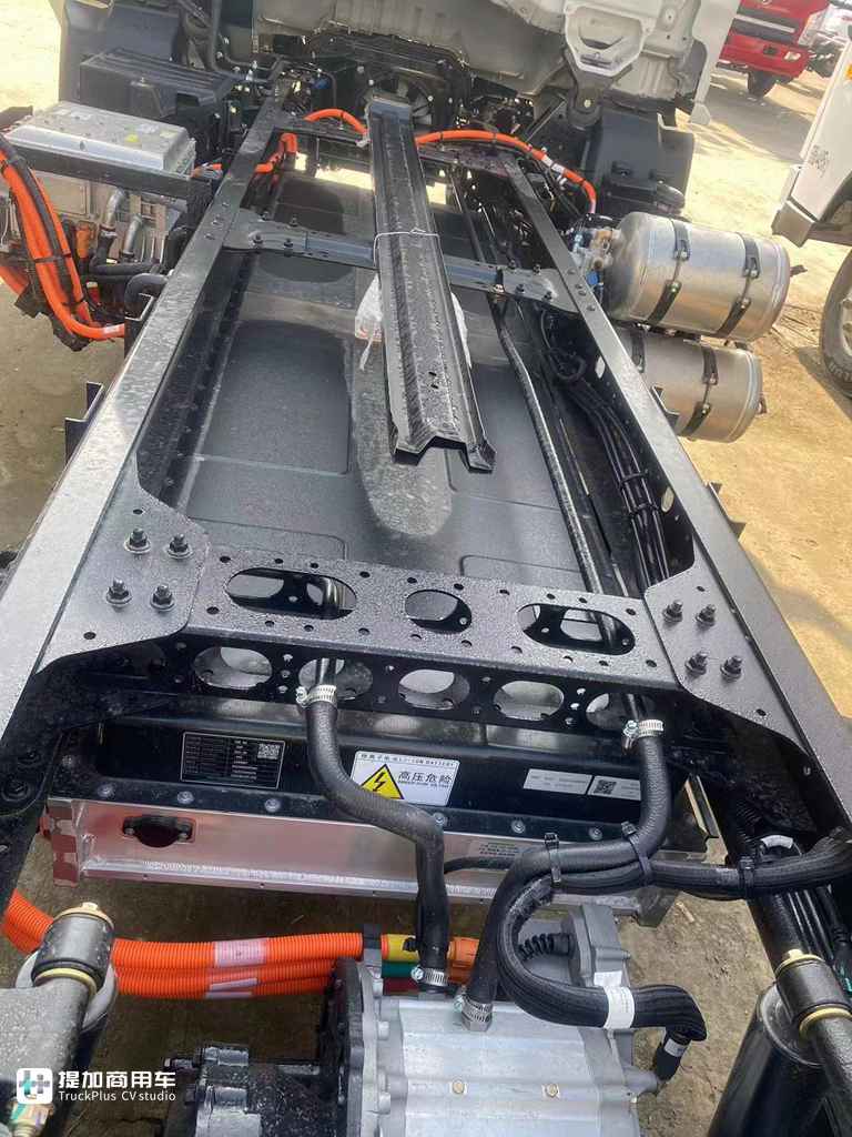 上市即热销!潍柴新能源蓝擎·悦EH大容量电池中置车型是如何取得如此佳绩? - 第2张 - 提加商用车网 上市即热销!潍柴新能源蓝擎·悦EH大容量电池中置车型是如何取得如此佳绩? - 第2张