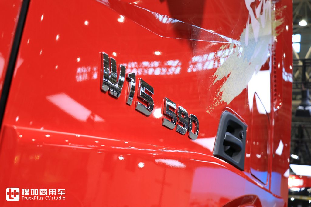 双动力战略 覆盖全场景运输模式,红岩发布全新大马力天然气牵引车 - 第8张 - 提加商用车网 双动力战略 覆盖全场景运输模式,红岩发布全新大马力天然气牵引车 - 第8张