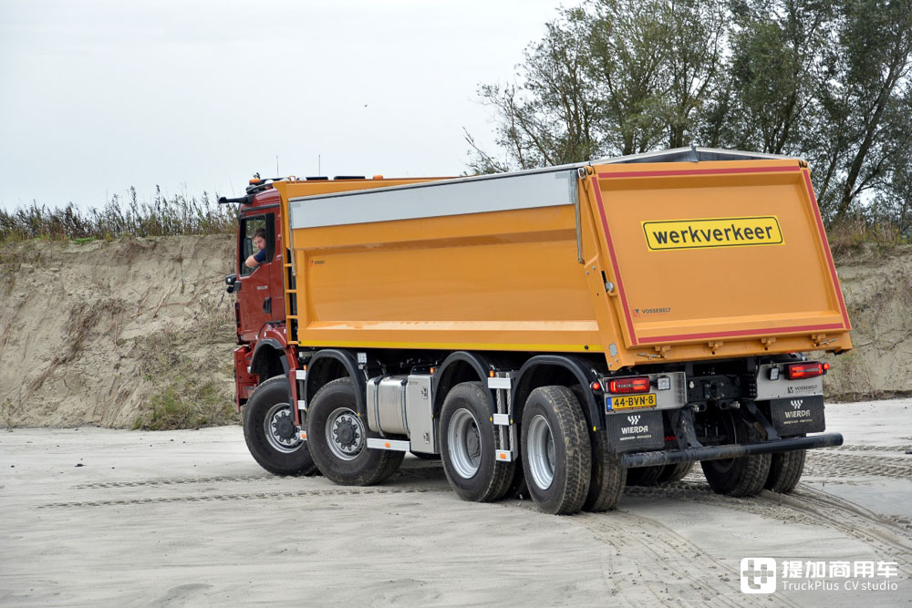 8x8驱动,还带后桥转向,实拍曼恩TGS多用途自卸车 - 第10张 - 提加商用车网 8x8驱动,还带后桥转向,实拍曼恩TGS多用途自卸车 - 第10张