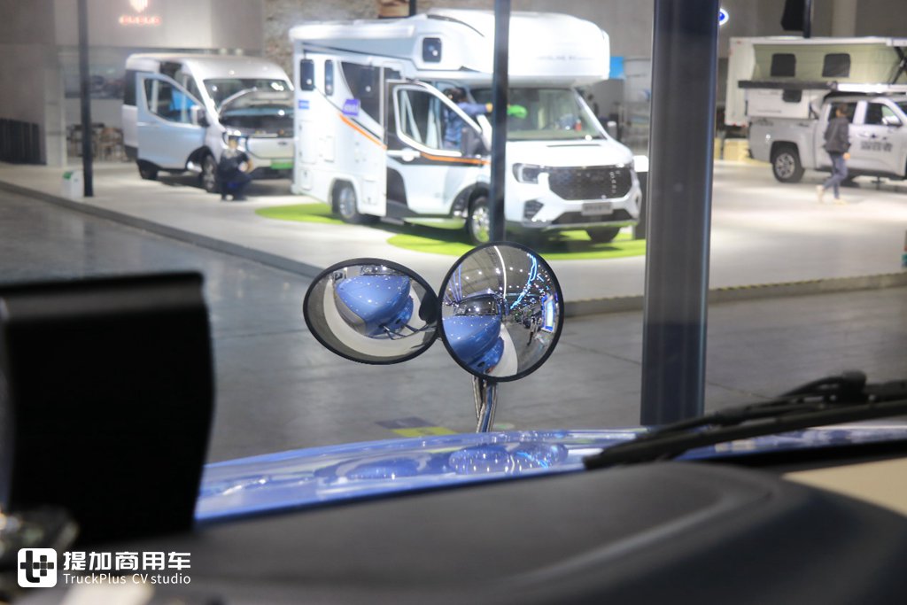 国产最高端长头卡车亮相武汉车展,再带你看看江淮跨越V5为何如此受关注 - 第12张 - 提加商用车网 国产最高端长头卡车亮相武汉车展,再带你看看江淮跨越V5为何如此受关注 - 第12张