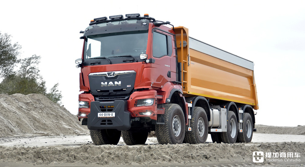 8x8驱动,还带后桥转向,实拍曼恩TGS多用途自卸车 - 第13张 - 提加商用车网 8x8驱动,还带后桥转向,实拍曼恩TGS多用途自卸车 - 第13张