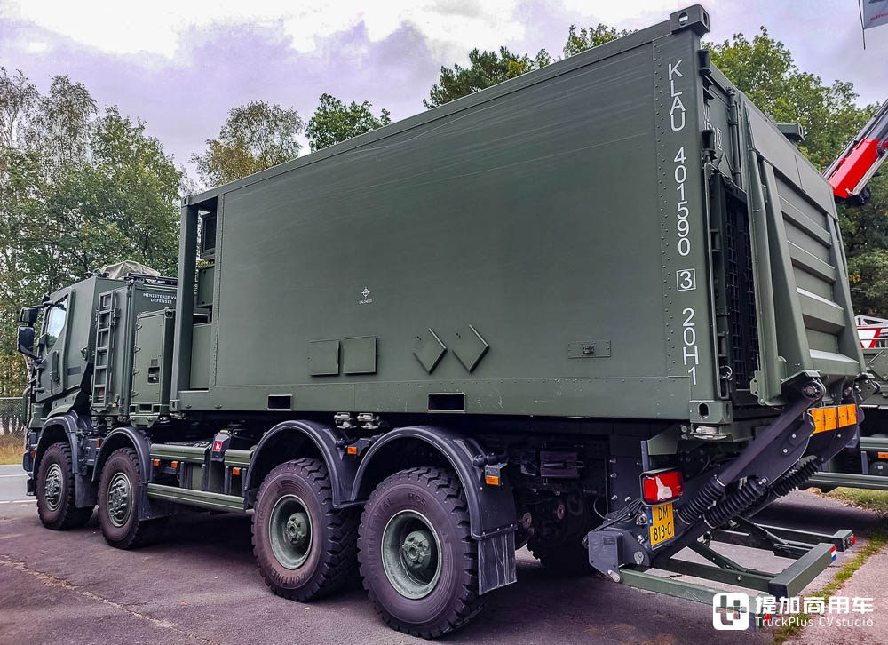 8x8全驱+防弹驾驶室,斯堪尼亚Gryphus军用卡车实拍 - 第19张 - 提加商用车网 8x8全驱+防弹驾驶室,斯堪尼亚Gryphus军用卡车实拍 - 第19张