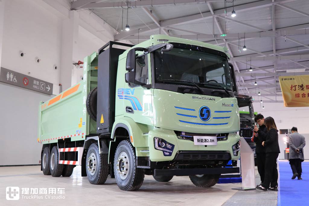 细分市场、载货车也有重磅新车,带你看陕汽2024年会现场展车(下) - 第19张 - 提加商用车网 细分市场、载货车也有重磅新车,带你看陕汽2024年会现场展车(下) - 第19张