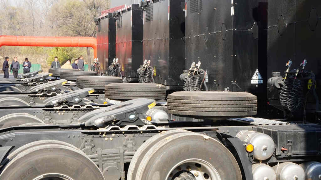 再度签约50台,乘龙H5换电牵引车“超轻超省”实力出圈 - 第5张 - 提加商用车网 再度签约50台,乘龙H5换电牵引车“超轻超省”实力出圈 - 第5张