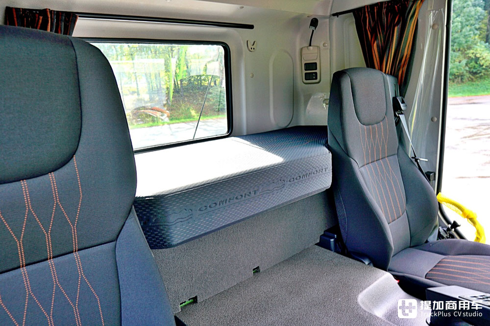 4x4全驱+超宽胎,替代拖拉机,太脱拉凤凰农用牵引车见过吗? - 第10张 - 提加商用车网 4x4全驱+超宽胎,替代拖拉机,太脱拉凤凰农用牵引车见过吗? - 第10张