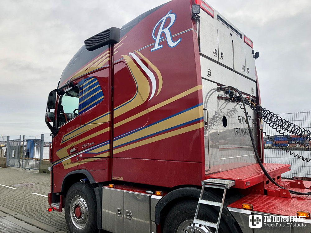 750匹发动机+静液压驱动前桥,可变身大件车,这台五轴沃尔沃FH16真有看点 - 第13张 - 提加商用车网 750匹发动机+静液压驱动前桥,可变身大件车,这台五轴沃尔沃FH16真有看点 - 第13张