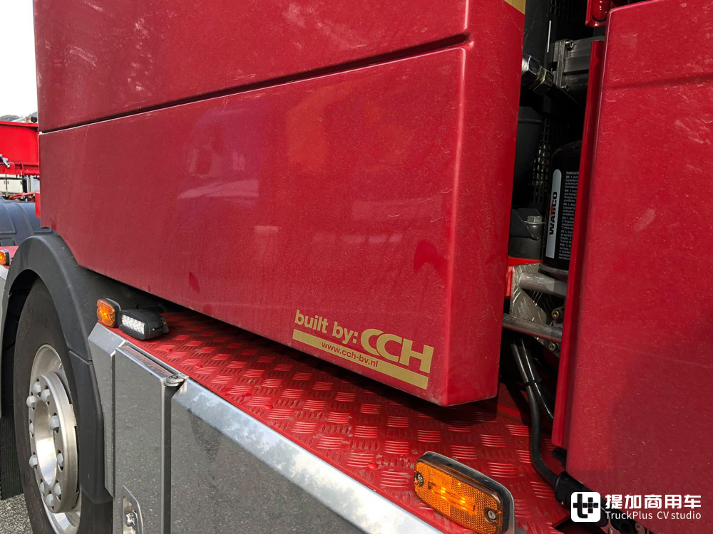 750匹发动机+静液压驱动前桥,可变身大件车,这台五轴沃尔沃FH16真有看点 - 第16张 - 提加商用车网 750匹发动机+静液压驱动前桥,可变身大件车,这台五轴沃尔沃FH16真有看点 - 第16张