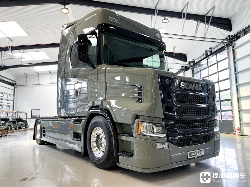 搭载V8发动机,平头卡车爆改长头单拖,荷兰Vlastuin改装厂打造的斯堪尼亚530ST实拍 - 第17张 - 提加商用车网 搭载V8发动机,平头卡车爆改长头单拖,荷兰Vlastuin改装厂打造的斯堪尼亚530ST实拍 - 第17张