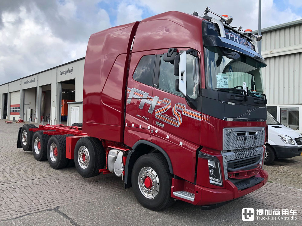 750匹发动机+静液压驱动前桥,可变身大件车,这台五轴沃尔沃FH16真有看点 - 第5张 - 提加商用车网 750匹发动机+静液压驱动前桥,可变身大件车,这台五轴沃尔沃FH16真有看点 - 第5张