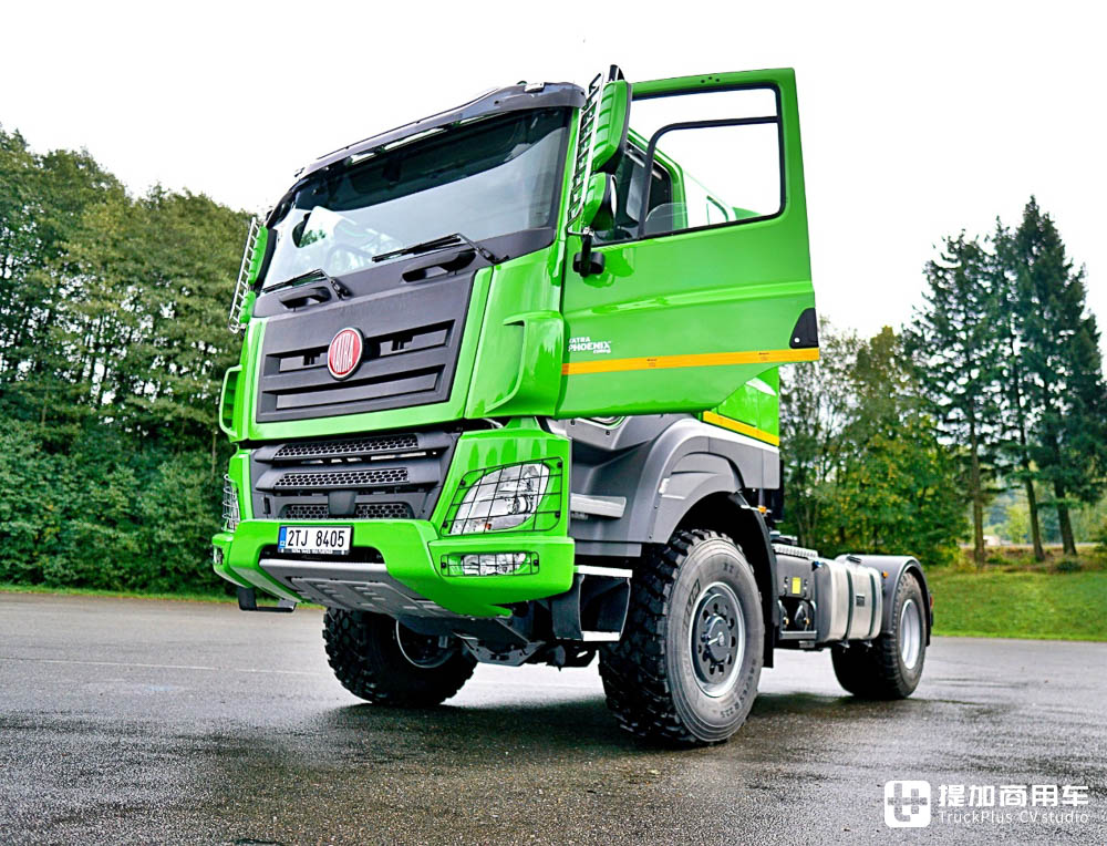 4x4全驱+超宽胎,替代拖拉机,太脱拉凤凰农用牵引车见过吗? - 第5张 - 提加商用车网 4x4全驱+超宽胎,替代拖拉机,太脱拉凤凰农用牵引车见过吗? - 第5张