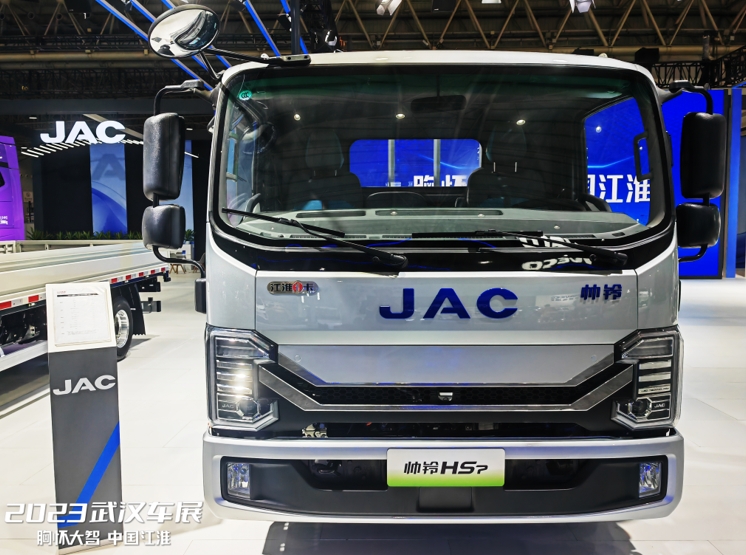 闪耀2023中国国际商用车展,江淮1卡“星链1号”技术品牌携全新一代新品亮相! - 第7张 - 提加商用车网 闪耀2023中国国际商用车展,江淮1卡“星链1号”技术品牌携全新一代新品亮相! - 第7张