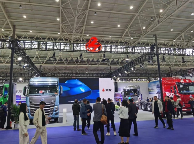 中国乘龙 用心成就,乘龙携重磅产品亮相中国国际商用车展 - 第1张 - 提加商用车网 中国乘龙 用心成就,乘龙携重磅产品亮相中国国际商用车展 - 第1张