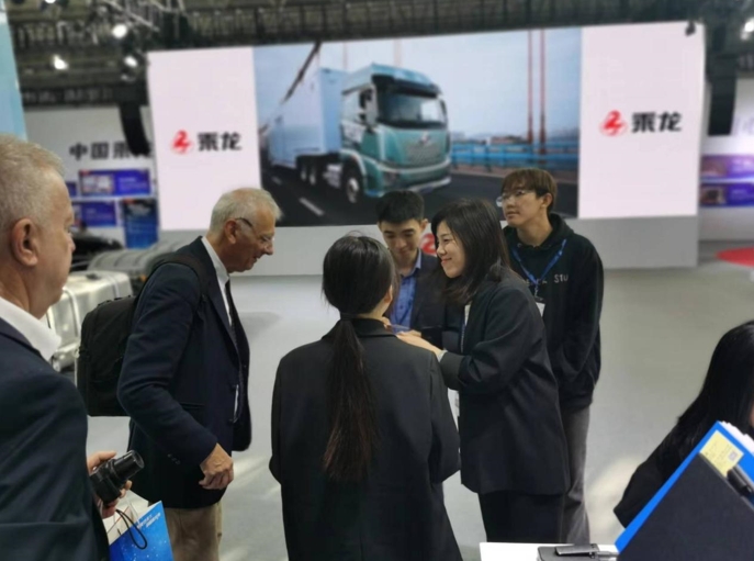 中国乘龙 用心成就,乘龙携重磅产品亮相中国国际商用车展 - 第5张 - 提加商用车网 中国乘龙 用心成就,乘龙携重磅产品亮相中国国际商用车展 - 第5张