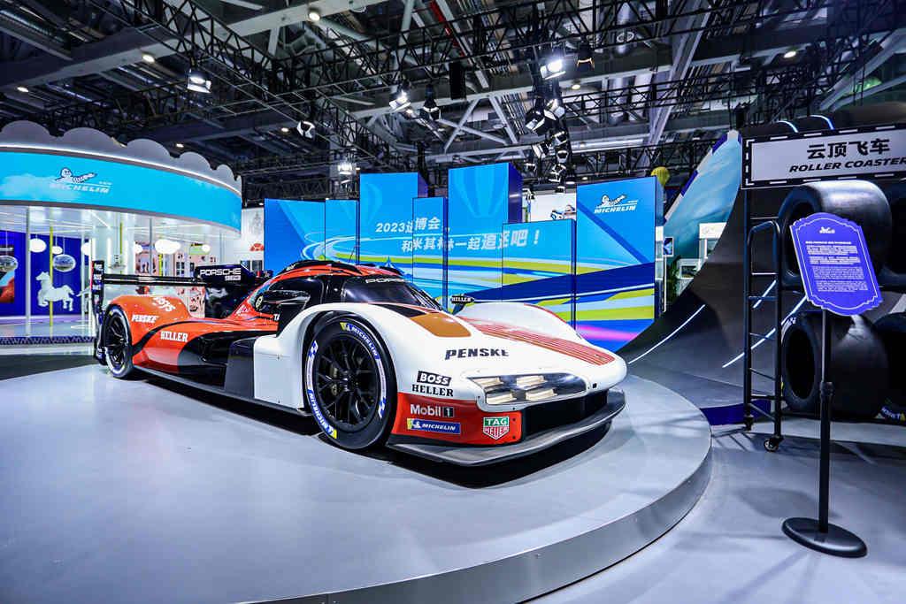 满怀激情,“我们追逐”美好移动生活 ,“米其林赛道乐园”亮相第六届进博会 - 第5张 - 提加商用车网 满怀激情,“我们追逐”美好移动生活 ,“米其林赛道乐园”亮相第六届进博会 - 第5张