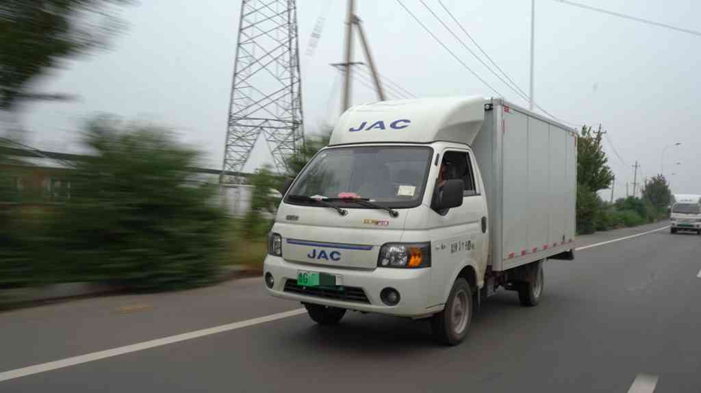 如何实现年终创富小目标？江淮1卡恺达42度纯电小卡是“超能”伙伴 - 第1张