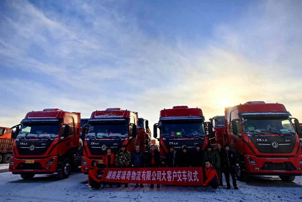 108辆燃气子母车交付,东风商用车领跑疆煤外运 - 第1张 - 提加商用车网 108辆燃气子母车交付,东风商用车领跑疆煤外运 - 第1张