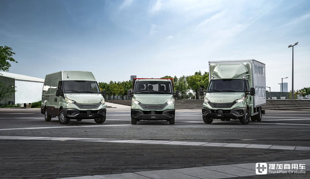 全新大屏内饰加持,智能安全水平大幅提升,带你看新一代依维柯Daily轻型商用车 - 第10张 - 提加商用车网 全新大屏内饰加持,智能安全水平大幅提升,带你看新一代依维柯Daily轻型商用车 - 第10张
