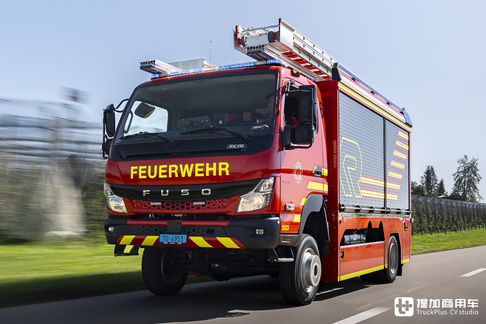 4x4全驱的日系轻卡,三菱Canter变身消防车 - 第17张 - 提加商用车网 4x4全驱的日系轻卡,三菱Canter变身消防车 - 第17张