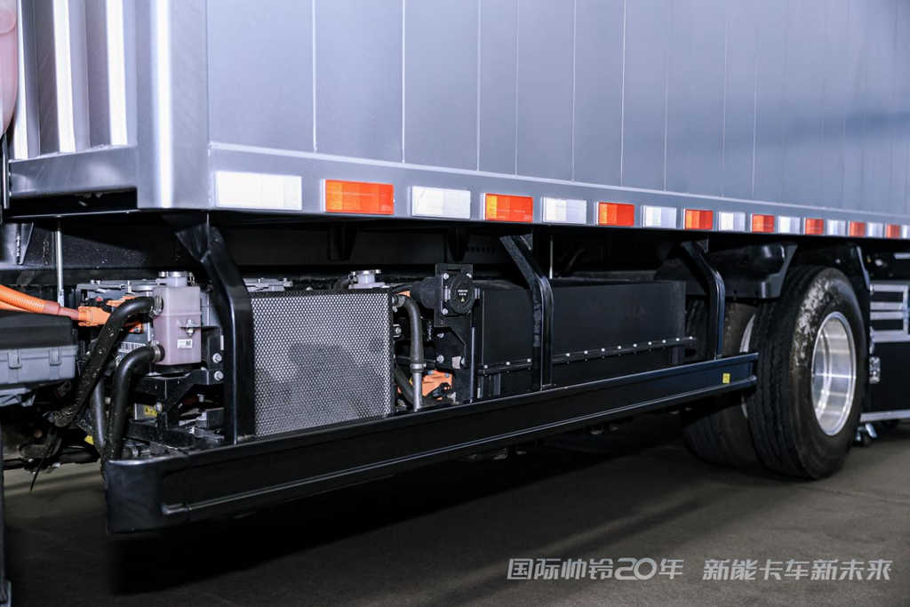 混动香在哪里? 江淮1卡重磅新品帅铃HS6混动轻卡有答案 - 第3张 - 提加商用车网 混动香在哪里? 江淮1卡重磅新品帅铃HS6混动轻卡有答案 - 第3张