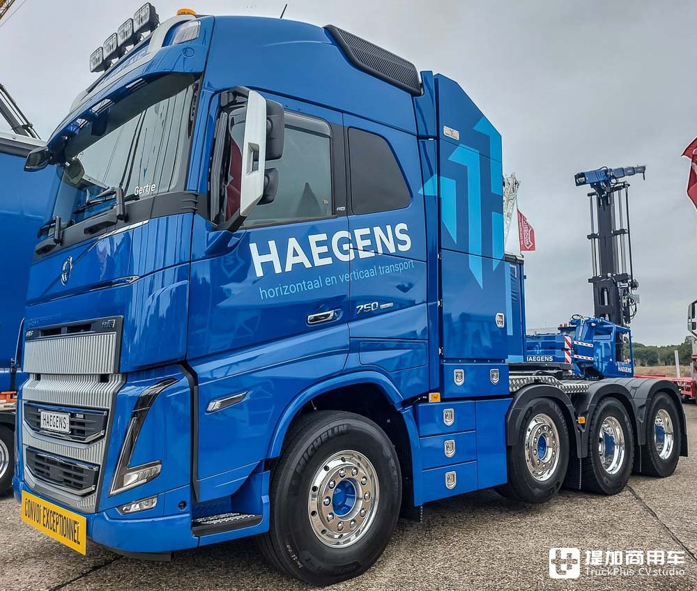 细节狂魔!8x4驱动750匹马力,带你看一台配置精致的沃尔沃FH 16大件车 - 第1张 - 提加商用车网 细节狂魔!8x4驱动750匹马力,带你看一台配置精致的沃尔沃FH 16大件车 - 第1张