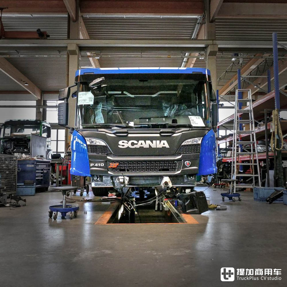 五轴10x4驱动,爆改低入口驾驶室,全球首台斯堪尼亚P 410 XT低入口卡车实拍 - 第2张 - 提加商用车网 五轴10x4驱动,爆改低入口驾驶室,全球首台斯堪尼亚P 410 XT低入口卡车实拍 - 第2张