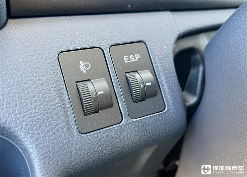 针对国内市场研发,高端轻卡江西五十铃翼放EM来袭 - 第8张 - 提加商用车网 针对国内市场研发,高端轻卡江西五十铃翼放EM来袭 - 第8张