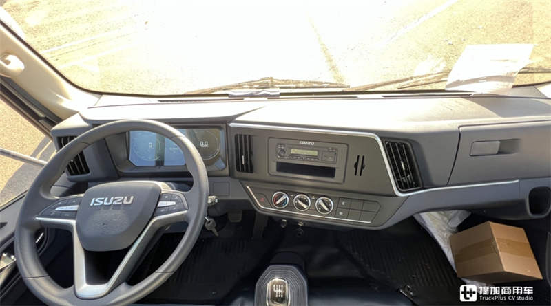 针对国内市场研发,高端轻卡江西五十铃翼放EM来袭 - 第12张 - 提加商用车网 针对国内市场研发,高端轻卡江西五十铃翼放EM来袭 - 第12张