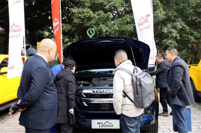 天府邂逅五十铃T30探险家 发现未知世界巴适得很 - 第6张 - 提加商用车网 天府邂逅五十铃T30探险家 发现未知世界巴适得很 - 第6张