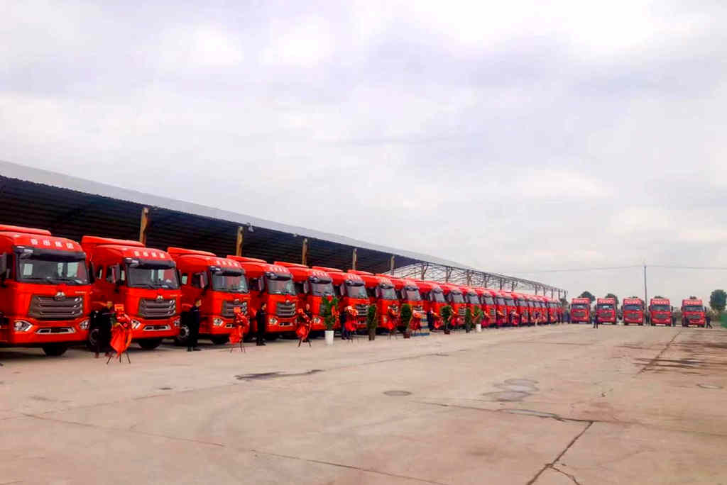 豪沃NX港口牵引车成功交付江苏大客户 - 第2张 - 提加商用车网 豪沃NX港口牵引车成功交付江苏大客户 - 第2张