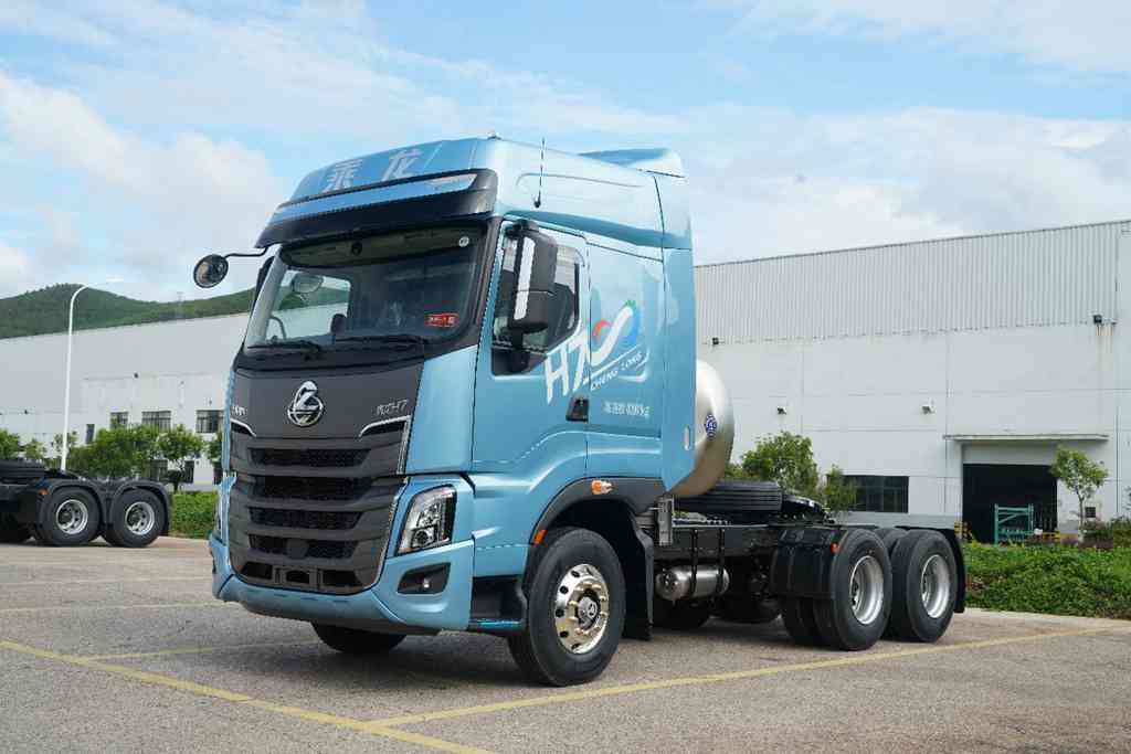 科技引领,高效创收,乘龙H7牵引车摘得长途运输创富车型大奖 - 第5张 - 提加商用车网 科技引领,高效创收,乘龙H7牵引车摘得长途运输创富车型大奖 - 第5张