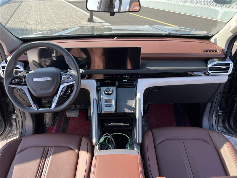 越野“悍将”上汽大通星际H锋芒来袭 向你发出心动信号 - 第5张 - 提加商用车网 越野“悍将”上汽大通星际H锋芒来袭 向你发出心动信号 - 第5张