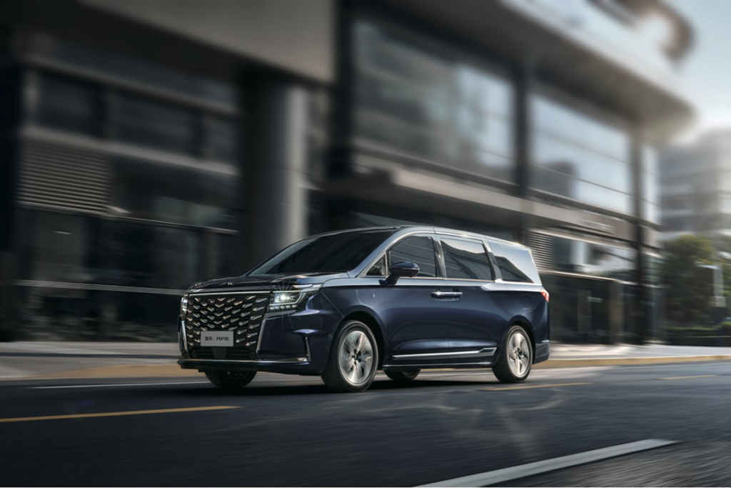 MPV首个AI大模型上车!搭载智聆座舱的瑞风RF8上市值得期待 - 第1张 - 提加商用车网 MPV首个AI大模型上车!搭载智聆座舱的瑞风RF8上市值得期待 - 第1张