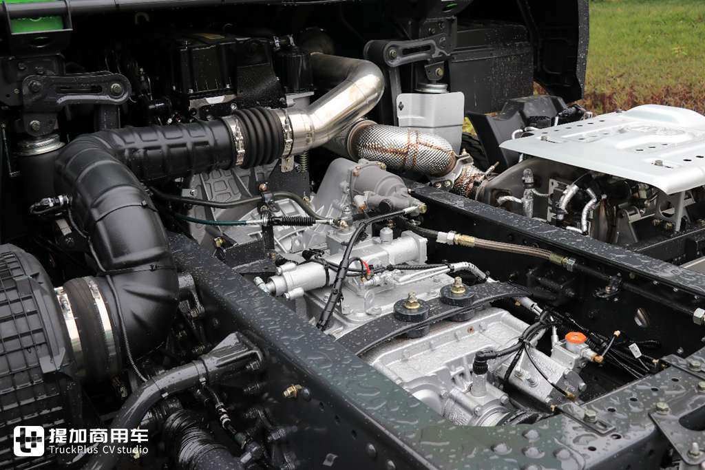 东风柳汽推出乘龙HK高端渣土车,外观靓丽性能强悍,细节做的也很到位! - 第15张 - 提加商用车网 东风柳汽推出乘龙HK高端渣土车,外观靓丽性能强悍,细节做的也很到位! - 第15张