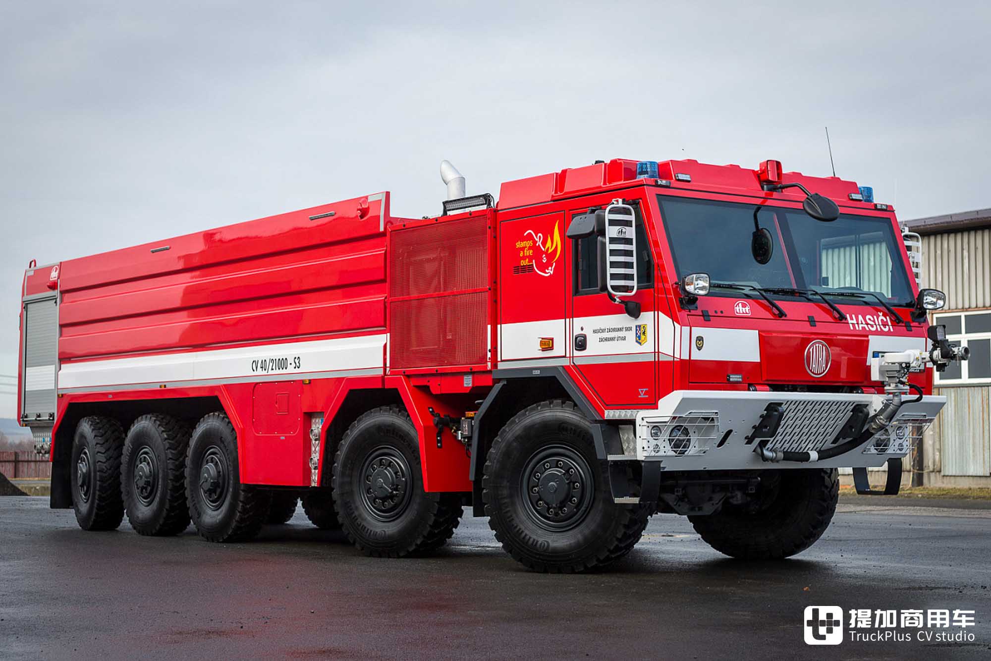 10x10全驱+后桥随动转向,越野能力强悍,太脱拉Force水罐消防车实拍 - 第20张 - 提加商用车网 10x10全驱+后桥随动转向,越野能力强悍,太脱拉Force水罐消防车实拍 - 第20张