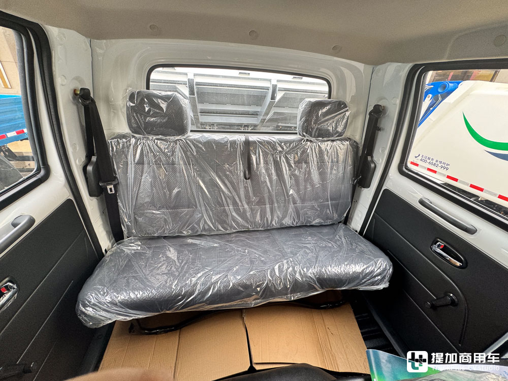 合规拉两吨的蓝牌小自卸,可载5人,还可下地库!飞碟缔途X3双排座自卸车实拍 - 第25张 - 提加商用车网 合规拉两吨的蓝牌小自卸,可载5人,还可下地库!飞碟缔途X3双排座自卸车实拍 - 第25张