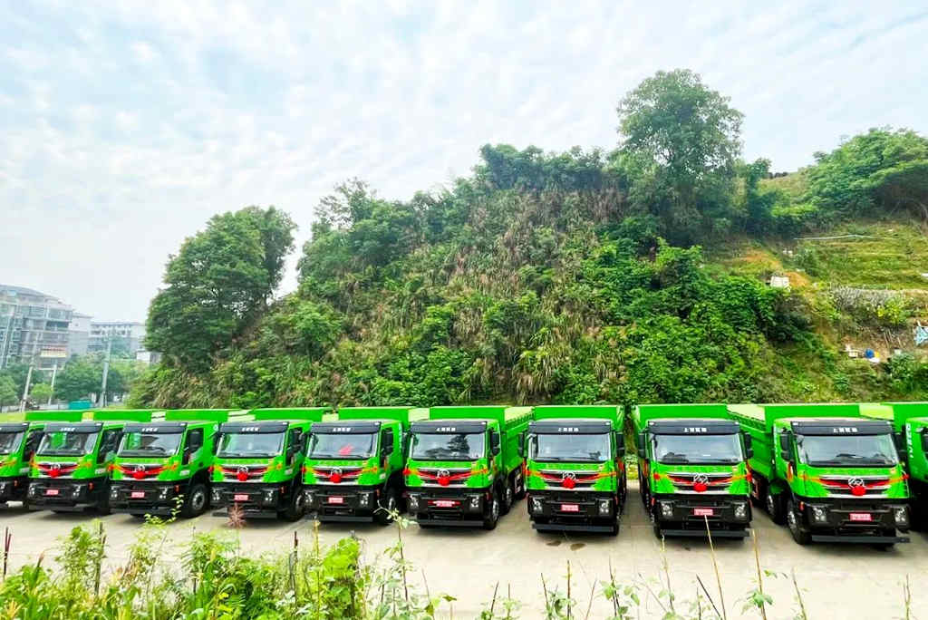 上汽红岩杰狮C6自卸车荣获“运输人口碑可靠创富自卸车”称号 - 第4张 - 提加商用车网 上汽红岩杰狮C6自卸车荣获“运输人口碑可靠创富自卸车”称号 - 第4张